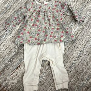 Baby gap floral onesie